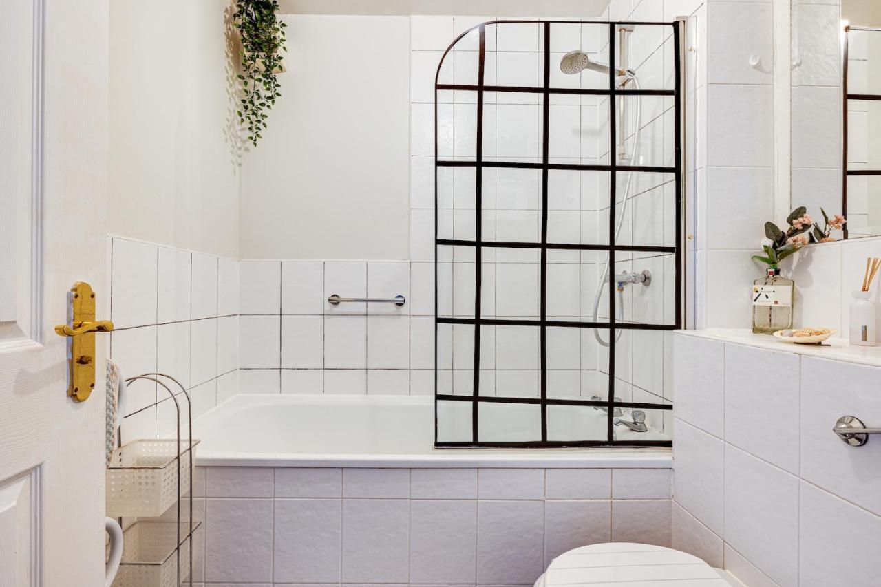 Cosy 2Br Modern Apt With Free Parking Λίβερπουλ Εξωτερικό φωτογραφία